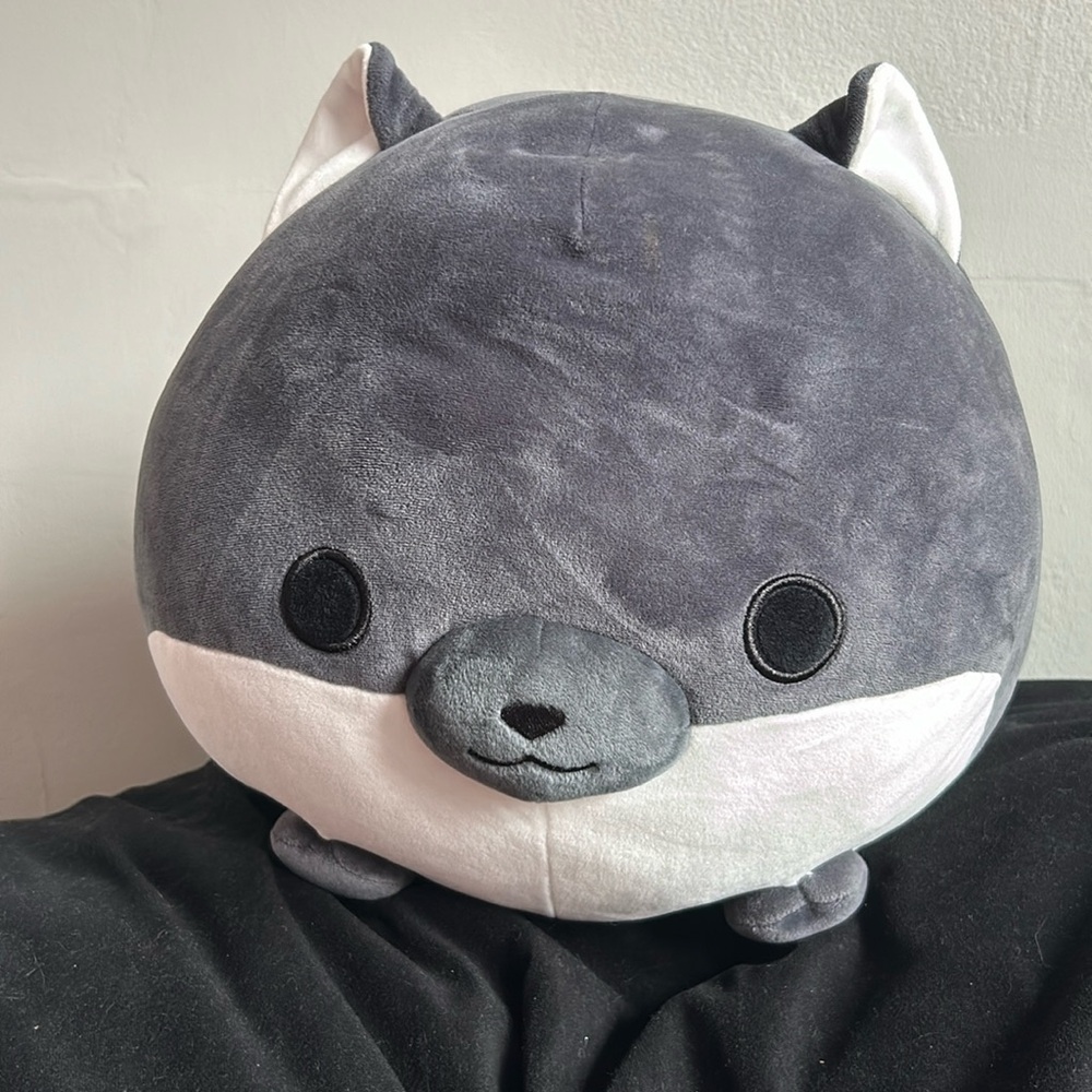 Takashoji 11 inch Grey and White Cat plush